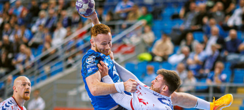 "Кельце" Королька разгромил "Квидзынь", "Висла" с Житниковым и без Самойло обыграла "Выбжеже" в чемпионате Польши