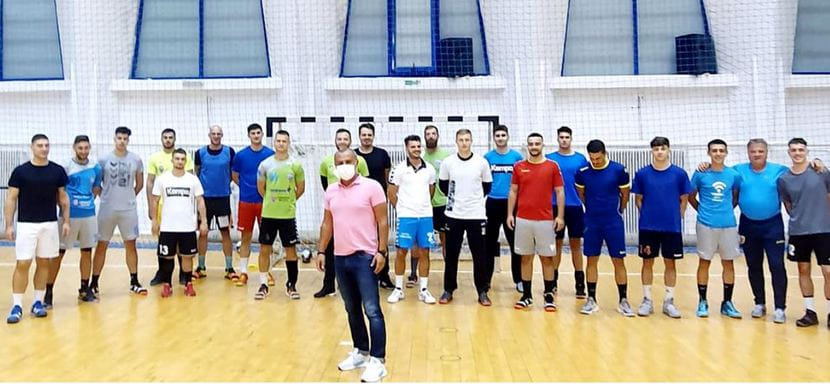 Румыния. После карантина в чемпионат вернулся “Бакэу”. Но больше 30% матчей тура в Сфынтул-Георге не было сыграно