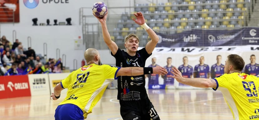 "Кельце" белорусского линейного Артёма Королька стал первым полуфиналистом Кубка Польши