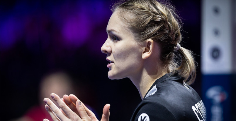 ЧЕ-2018. С Надеждой. Уникальная вратарь с уникальной техникой