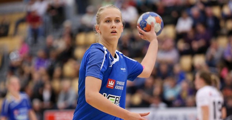 Дания. Исландская полусредняя "Эсбьерга" Рут Йонсдоттир продлила контракт с клубом
