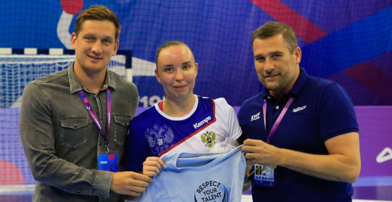 Молодежный ЧЕ-2019. Элина Сиднина: "Совершенно не важно, кого бы выбрали лучшим игроком матча, многие были достойны этого приза"