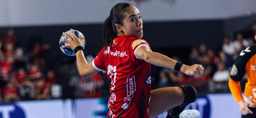 Правая крайняя сборной Японии Асука Фуджита пропустит чемпионат мира-2025 из-за разрыва передней крестообразной связки правого колена