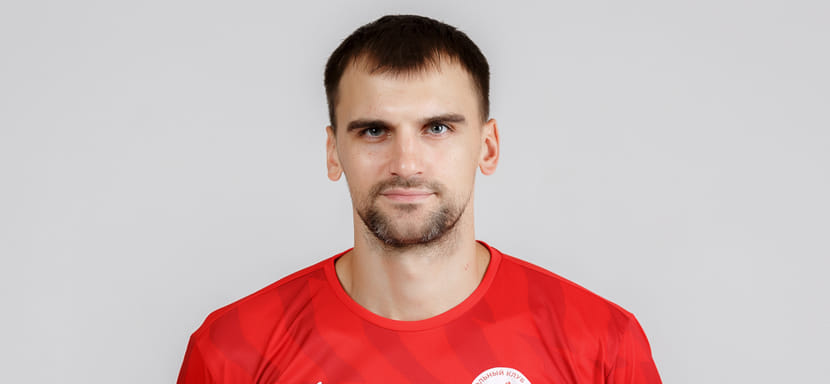 Белорусский полусредний Дмитрий Чистобаев, покинувший в межсезонье "Донские Казаки"-ЮФУ, решил завершить карьеру в возрасте 34 лет