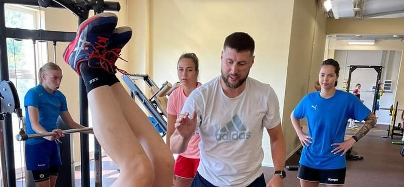 Olimpbet Суперлига. Александр Сидоричев: "Пытаемся вывести игроков "Динамо-Синары" на пик формы в установленные сроки"