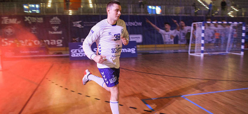 Польша. Белорусский полусредний "Тарнува" Кирилл Князев восстанавливается после перелома ключицы