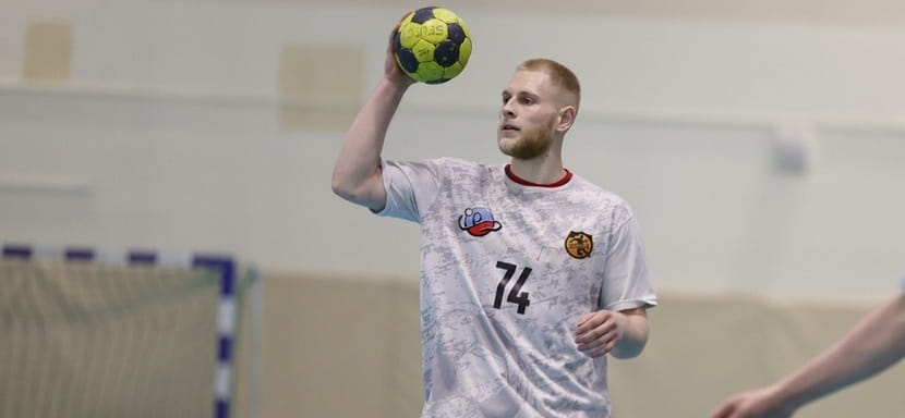 Новичок Суперлиги МССУОР №2 – "Академия" расстался с разыгрывающим Арсением Перуновым