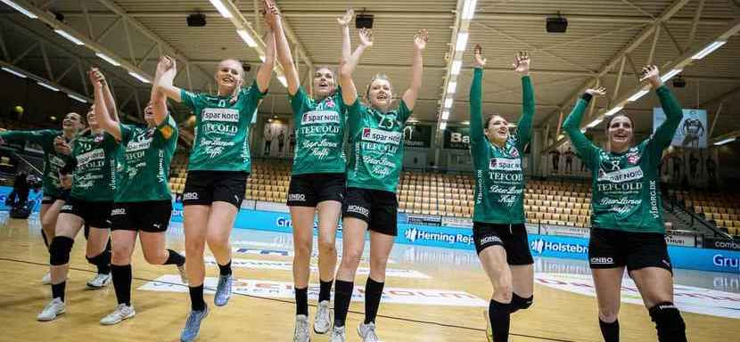 Дания. Женский Суперкубок. Чемпион страны "Оденсе" в овертайме проиграл "Виборгу"