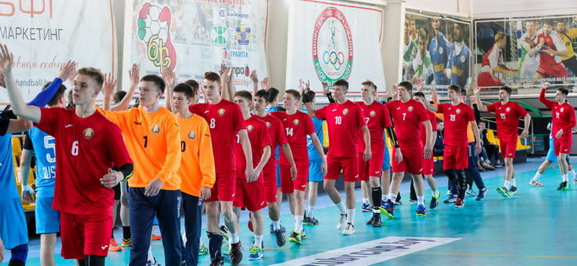 Юниорские сборные Беларуси и России проведут два спарринга в Минске. Также белорусская столица примет турнир среди юношей
