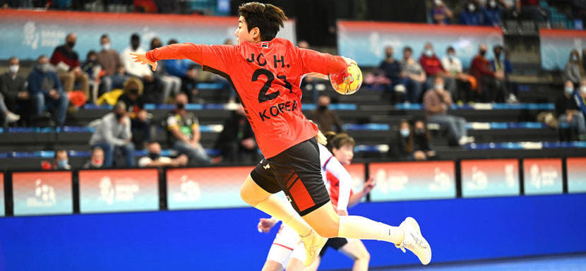 ЧМ-2021. Гандболистки сборной Южной Кореи забросили два мяча в ворота команды Чехии за 12 секунд (ВИДЕО)