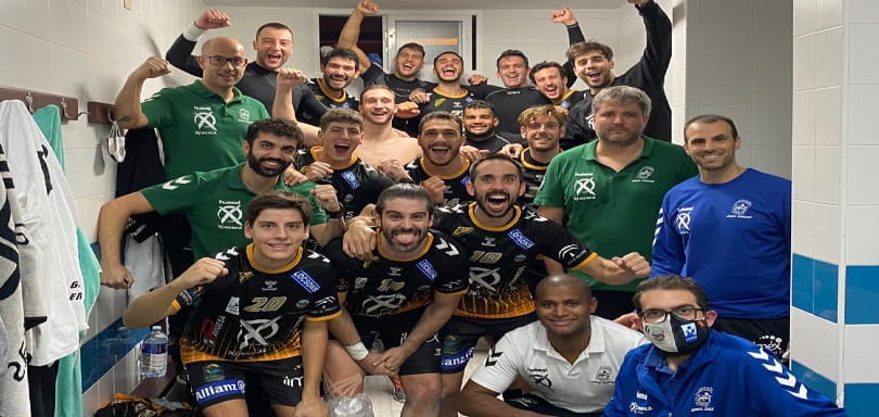 Испания. "Пуэнте-Хениль" просит перенести матч против "Анайтасуны"