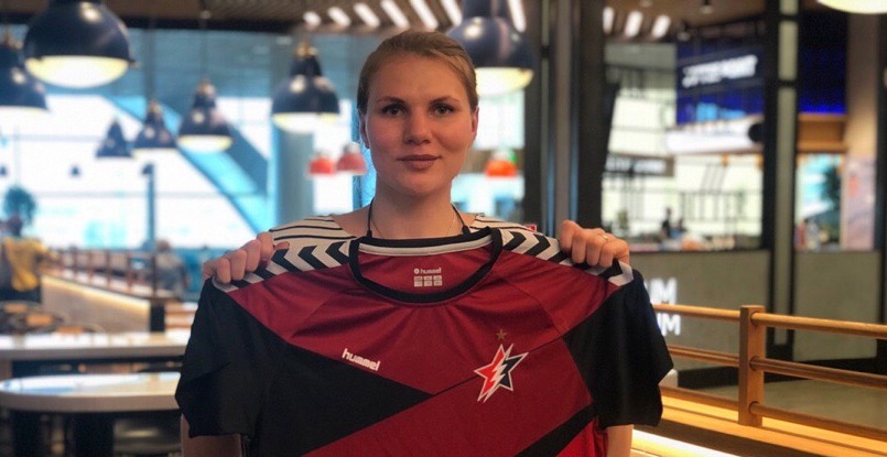 Суперлига. Звенигородская "Звезда" подписала контракт с левой полусредней черногорской "Будучности" Анастасией Сусловой