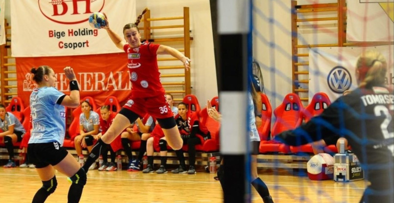 Женские топ-лиги. Им снова стало не до сборных