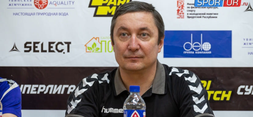 Суперлига. Роберт Минабутдинов: "Такое подозрение, что моя команда уже в отпуске. А ведь это самые интересные игры чемпионата" (ВИДЕО)