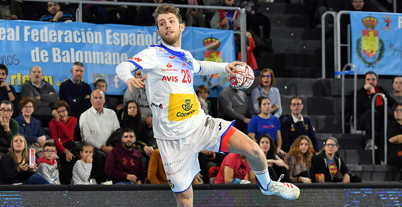 ЧЕ-2020. Главком сборной Испании Хорди Рибера заменил травмированного Давида Балагера на Алейкса Гомеса