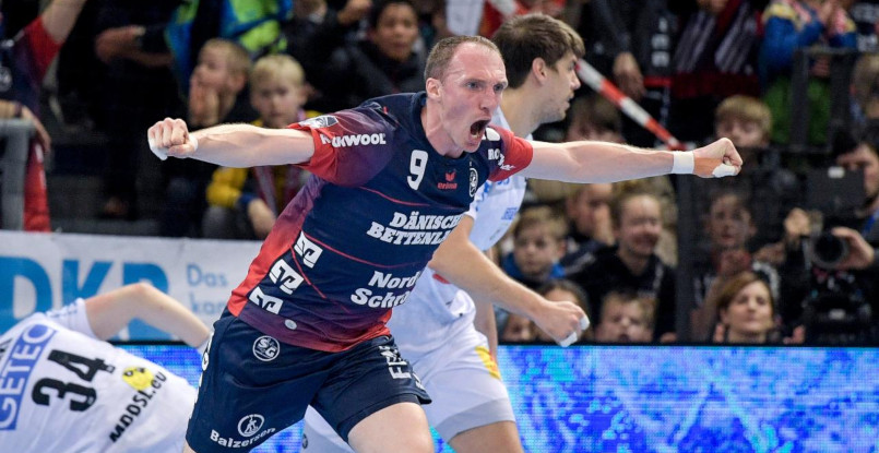 Бундеслига. Холгер Гландорф: "Смирился с тем, что все закончено. Уже разобрался со многими вещами, даже забрал одежду из зала"