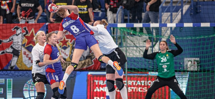 Россия. Московский ЦСКА с перевесом в четыре мяча был сильнее "Ростова" и впервые стал обладателем Суперкубка страны