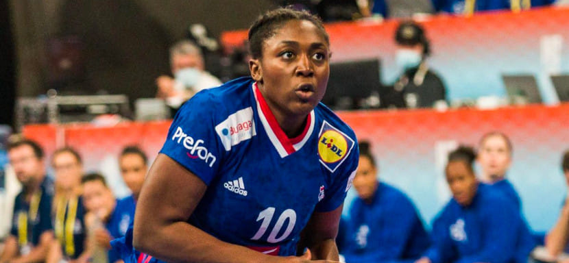 Румыния. Официально. Олимпийская чемпионка, разыгрывающая Грас Заади в новом сезоне будет выступать в составе "Бухареста"