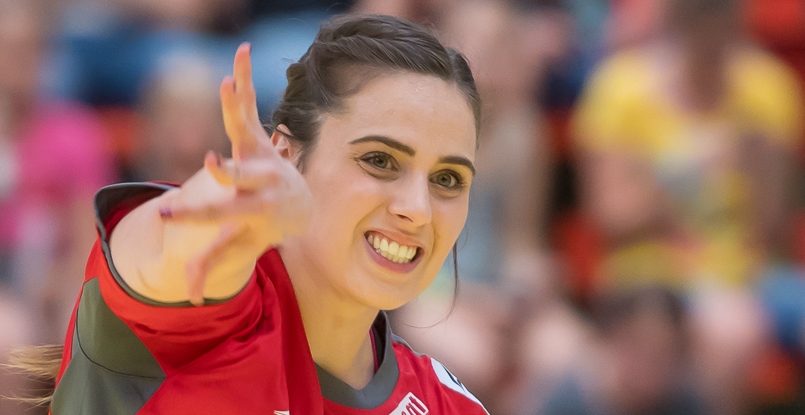 Женская бундеслига. "Тюрингер" продлил контракт с линейной Жозефин Хубер