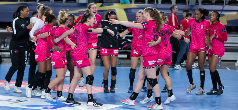 Лига чемпионов. "Брест" Валерии Масловой и "Крим" Дарьи Дмитриевой добились побед в субботних матчах группового раунда