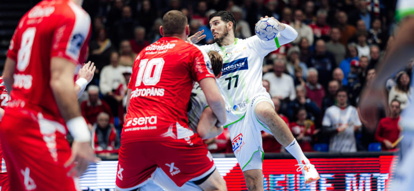 "Магдебург" дома обыграл "Ганновер", "Мельзунген" Кулеша в гостях был сильнее "Вецлара" и ещё два результата чемпионата Германии