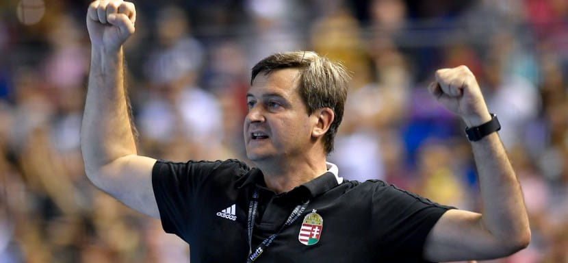 ЧЕ-2022. Владимир Головин: "Оба матча квалификации были поучительными. Стабилизация игры остается нашей ключевой задачей"