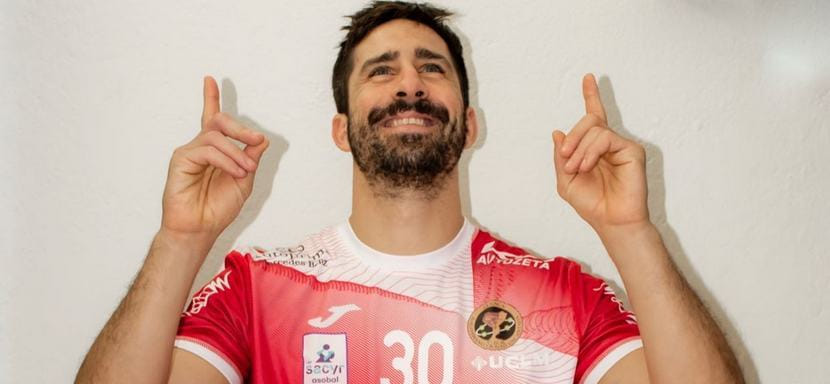 Испания. Аргентинский полусредний Федерико Писарро продлил контракт с "Куэнкой"