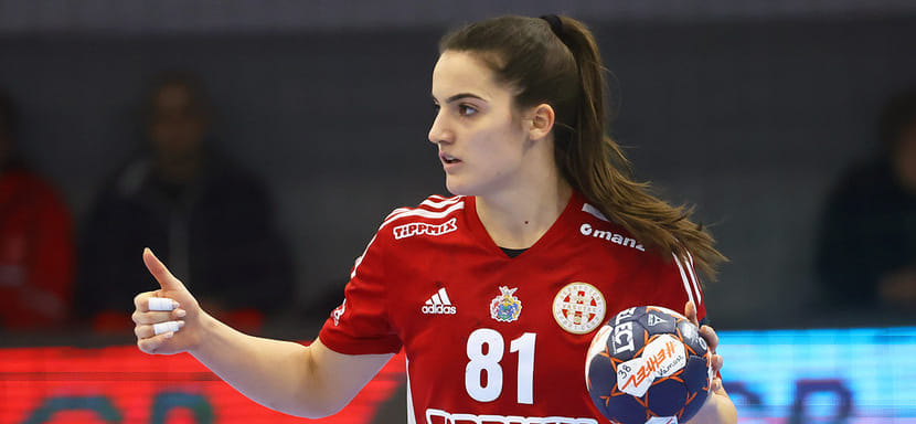 Венгрия. "Дебрецен" отозвал из аренды в МТК разыгрывающую Нину Сабо, чтобы компенсировать потерю порвавшей "кресты" Консуэлы Хамори