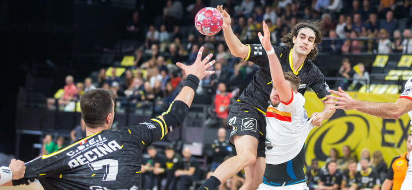 Франция. Грузинский полусредний Николоз Каландадзе подписал профессиональный контракт с "Шамбери"