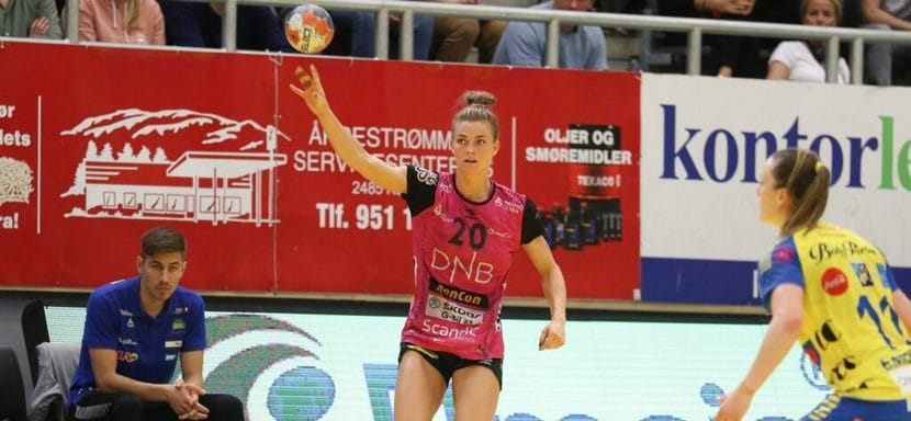 Норвегия. Левая полусредняя Жанет Кристиансен подписала трехлетний контракт со "Сторхамаром"