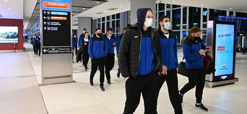 ЧМ-2021. Сборная России успешно добралась до Александрии. Команда ожидает в гостинице результаты второго тестирования на COVID-19