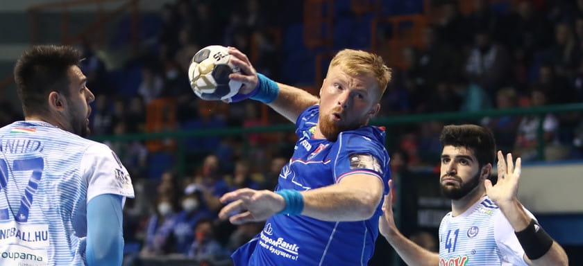 Лига чемпионов. "Мешков Брест" сыграет во Франции с "Монпелье", "Вардар" отправился в Ольборг, "Кельце" примет "Порту" и еще два матча