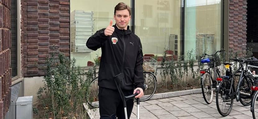 Бундеслига. Правый крайний "Берлина" и сборной Швеции Вальтер Кринц успешно перенёс операцию на травмированном колене