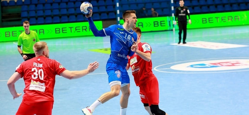 Беларусь. "Мешков Брест" выиграл первый полуфинальный матч у "Гомеля" с перевесом в пять мячей