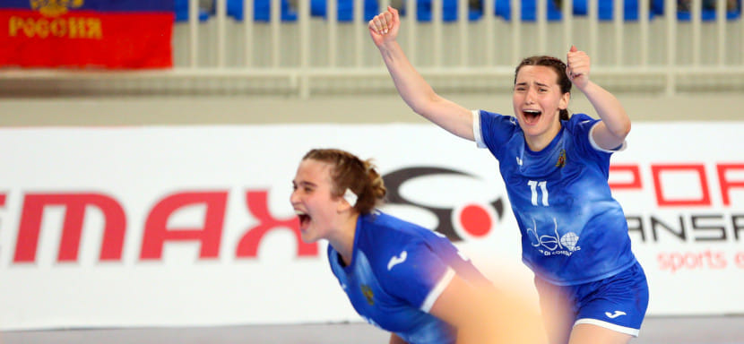 Cборная России U-18. Полина Мусина: "Клуб договаривается, но выполнять школьную программу надо"