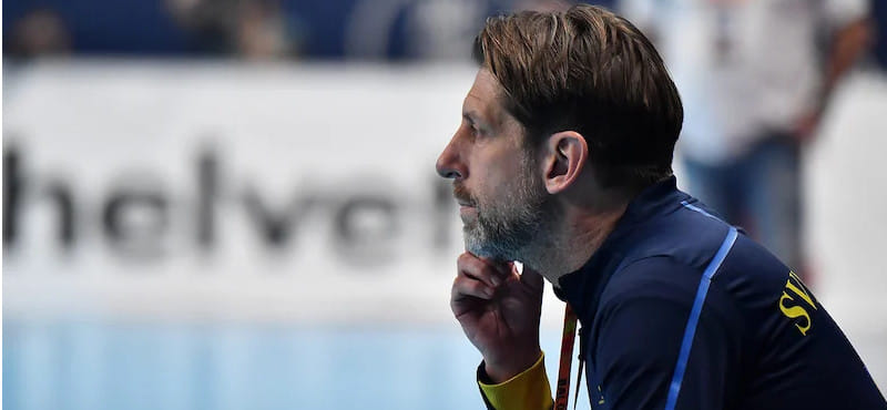 Швеция. Главный тренер женской сборной Швеции Томас Акснер: “Сможем ли мы побороться за медаль Игр? Что ж, это будет сложно”.