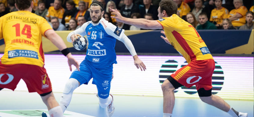 Лига чемпионов. "Гудме" с преимуществом в 7 мячей обыграл "Вислу" Житникова и Косоротова в заключительном матче игрового дня