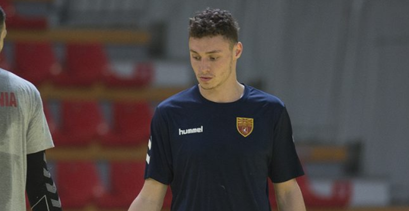 Северная Македония. Правый полусредний Томислав Ягуриновски пополнил состав "Вардара"