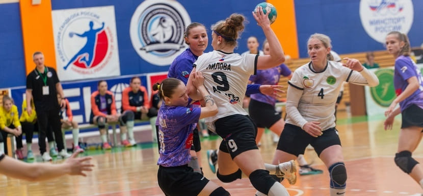 Olimpbet Суперлига. Виолетта Голец, Дарья Милова и Екатерина Терлецкая вернулись в тольяттинскую "Ладу"