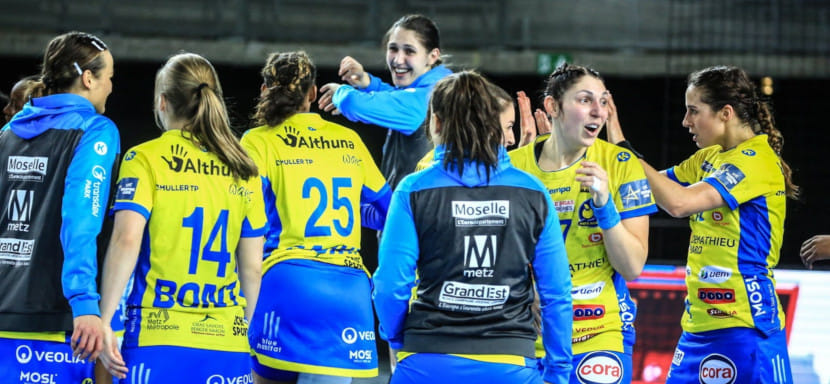 Женские топ-лиги. Завтра грандов: тренерский вопрос "Шиофока", продления "Меца", трансферы "Эсбьерга"