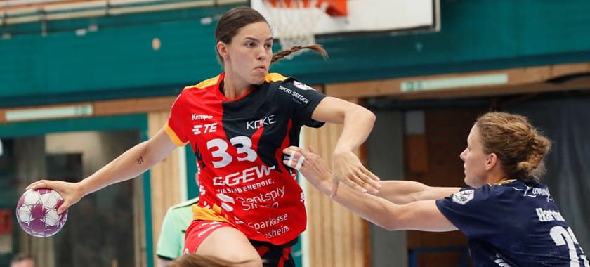 Европейская лига. Люси-Мари Кречмар о взаимоотношениях с отцом Штефаном: "Я всегда шучу, говорю: эй, папа, как часто ты выигрывал золотые медали со сборной"