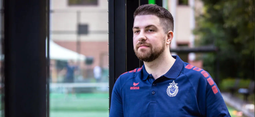 Накануне старта сезона женский ЦСКА представил нового врача команды. Им стал 28-летний Владимир Горшков