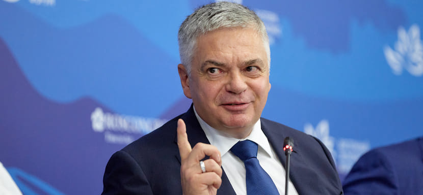 Сергей Шишкарёв: "Уже летом есть шанс нашей женской молодёжной сборной попасть на чемпионат мира. Постараемся получить уайлд-кард"