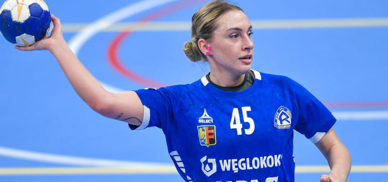 Польша. 24-летняя российская правая полусредняя Полина Масалова пролонгировала контракт с "Рухом" ещё на один сезон