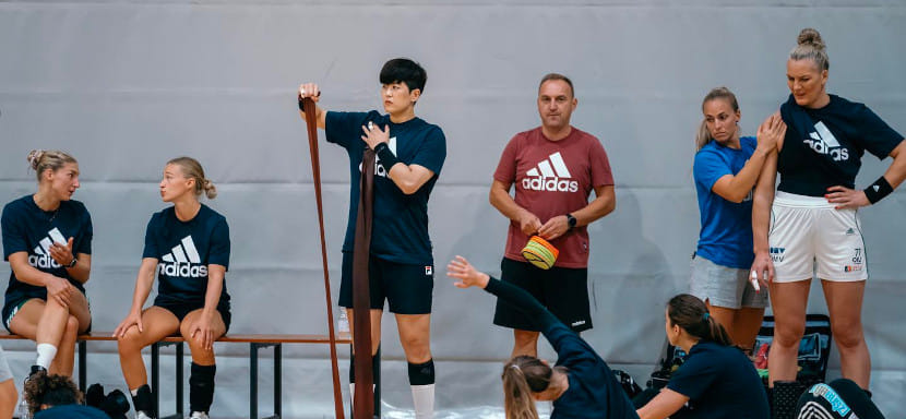 Венгрия. Врач "Дьера" Петер Балог: "Три игрока вернулись с Олимпиады с травмами. Есть повреждение и у Доротти Фалувеги"