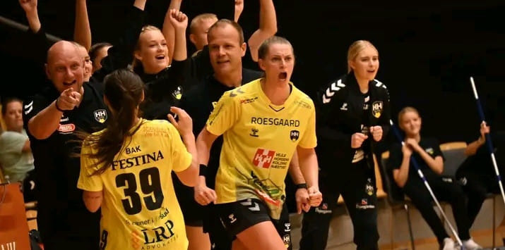 Дания. "Хорсенс" уверенно обыграл "Бьеррингбро" в стартовом матче 4-го тура женского чемпионата