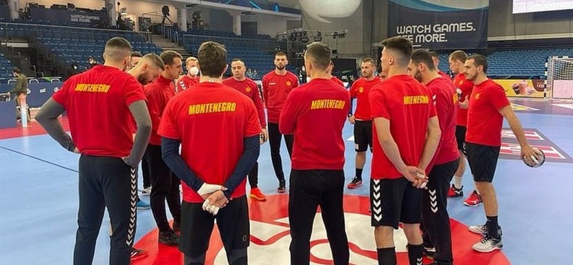 ЧЕ-2022. Черногорец Стеван Вуйович точно не сыграет с датчанами. Участие в матче Васко Шевальевича и Миле Миюшковича под вопросом