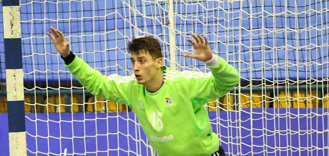 Франция. Российский вратарь Олег Грамс летом покинет "Дюнкерк". Его заменит чемпион мира среди молодежи Валентен Киффер