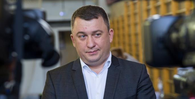 Антон Ревенко: "С подключением посольств с большим трудом отправили домой Лоис Аббинг и Юлию Бенке"