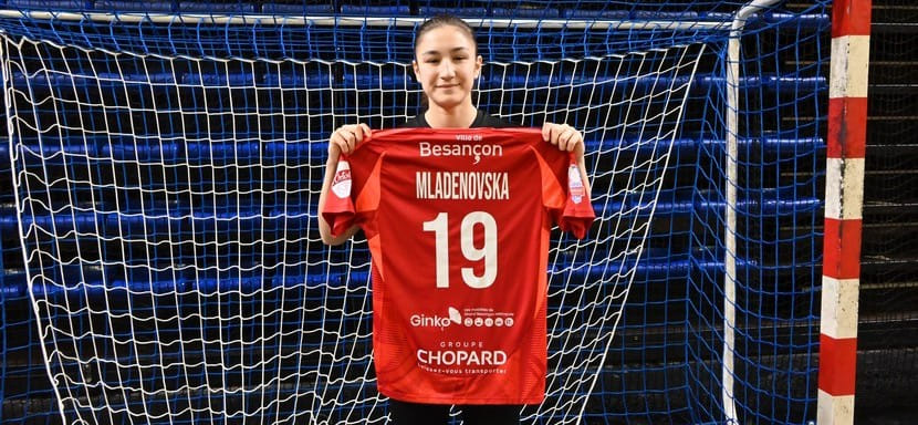 Французский "Брест" отдал в аренду "Безансону" македонскую полусреднюю Иву Младеновску